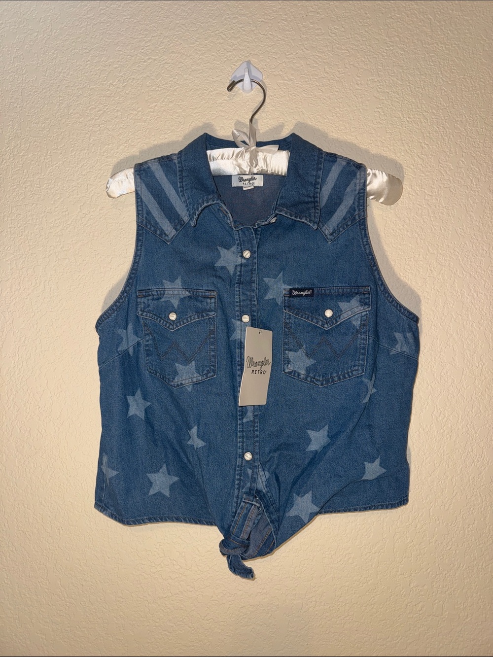 Wrangler Blue Star-Print Sleeveless Tie-Front Denim Top
